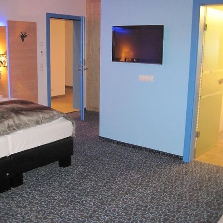Harakiri Partyhouse Hotel Mayrhofen Eksteriør billede