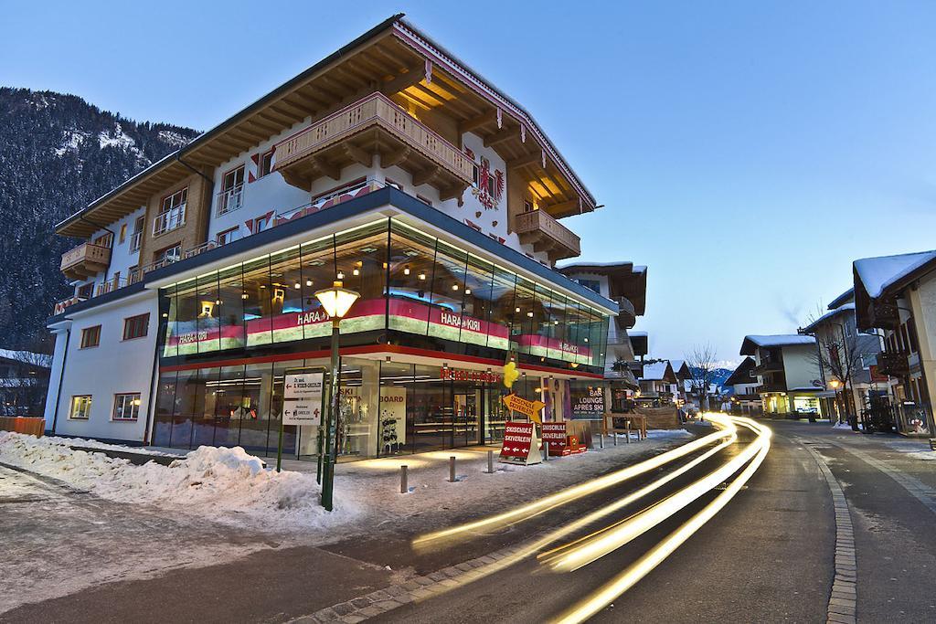Harakiri Partyhouse Hotel Mayrhofen Eksteriør billede