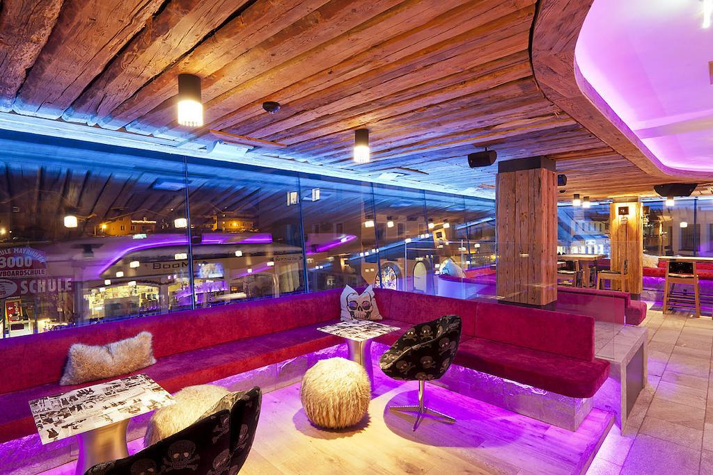 Harakiri Partyhouse Hotel Mayrhofen Eksteriør billede
